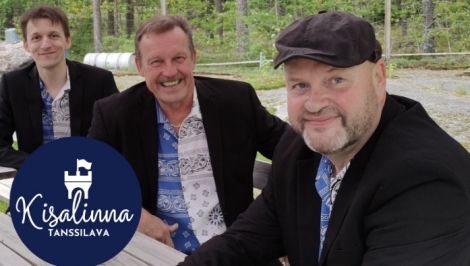 Kisalinnan tanssilava, kauden avaus: Ässät